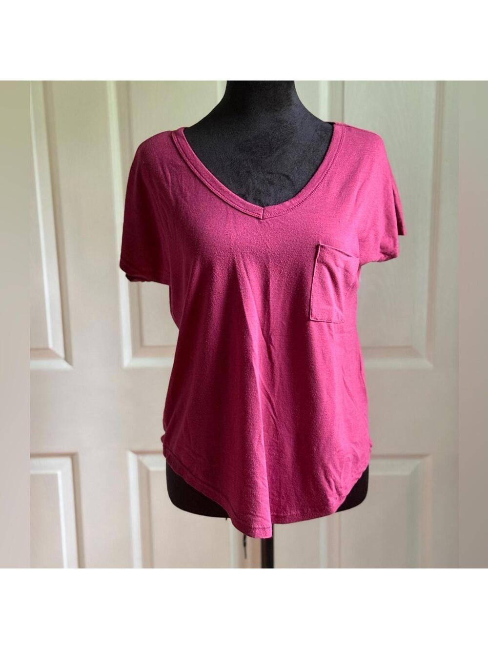 Women's Top | Short Sleeve Tee | Size Large